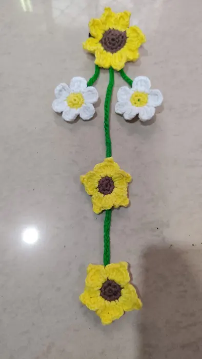 Handmade crochet flower garland in yellow, white & green