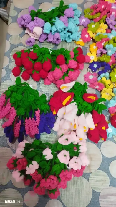 Handmade crochet mixed flower bunches in multicolour