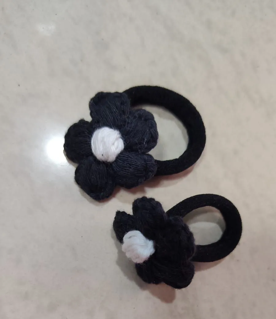 Handmade crochet flower hair ties in black & white