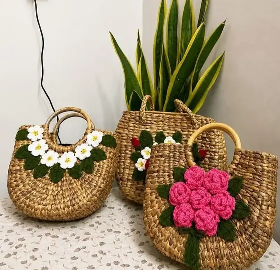 Handmade crochet straw basket bags in natural straw, white & pink